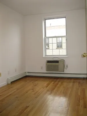 Rented by Tower Brokerage | media 25