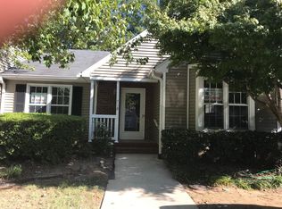 718 Lamboil St, Mauldin, SC 29662