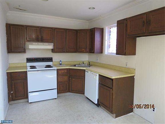 5th image of 117 Shadeland Ave