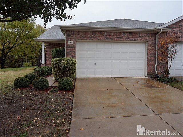1st image of 7445 Howling Coyote Ln