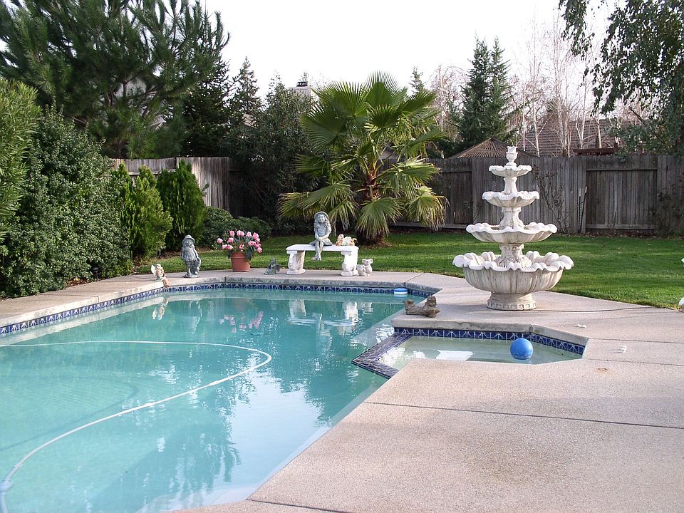 Pool & Spa area