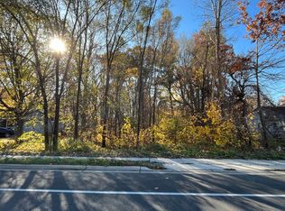 1120 60th St SE, Grand Rapids, MI 49508