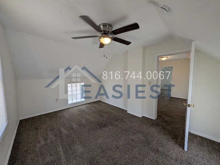 623 Northrup Ave — Photo 16