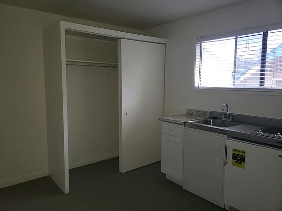 4th image of 531 Prescott St APT 17A
