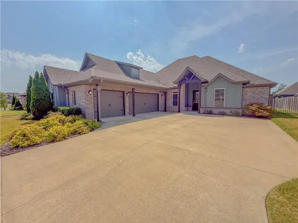 3003 SW Satinwood Ave, Bentonville, AR 72712