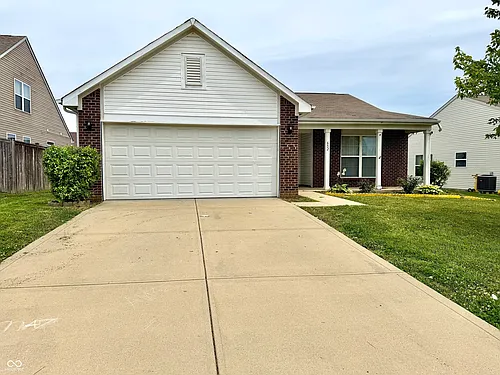 652 Loon Ln Photo 1