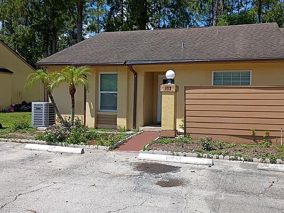 2nd image of 137 Creekside Way