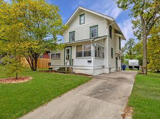 1136 Clinton Ave, Des Moines, IA 50313
