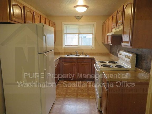 5th image of 17321 11th Avenue Ct E
