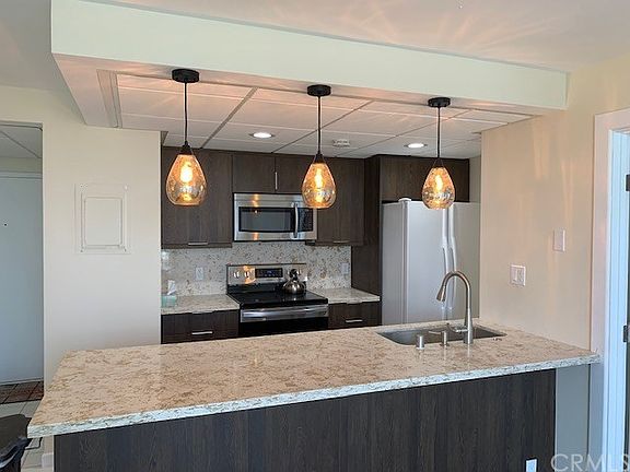 4th image of 2601 E Ocean Blvd Unit 506