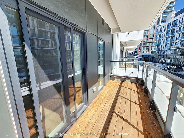 20 Lagerfeld Dr #12 — Photo 28