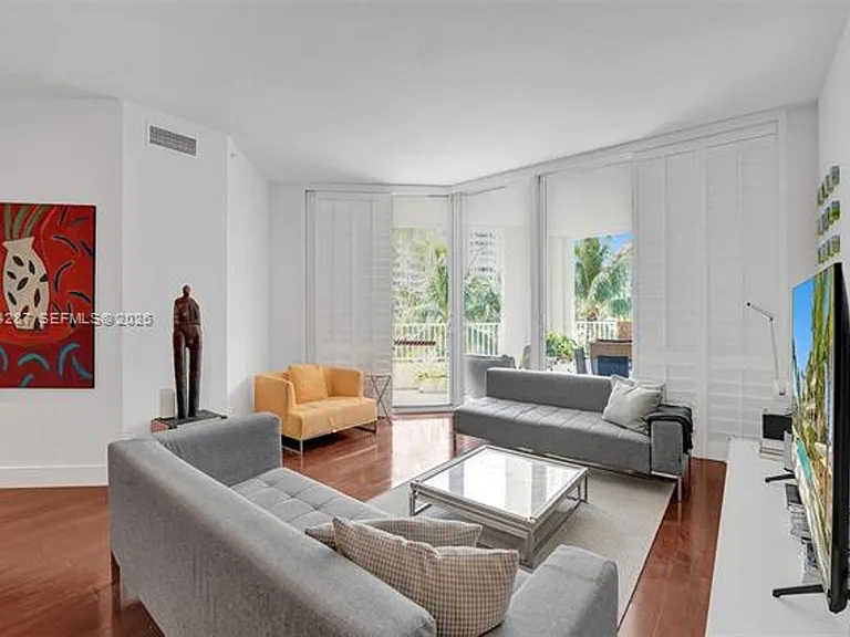715 Crandon Blvd #406 — Photo 3