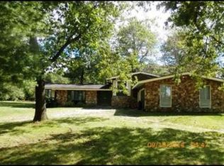 5437 E Liberty Ave, Demotte, IN 46310