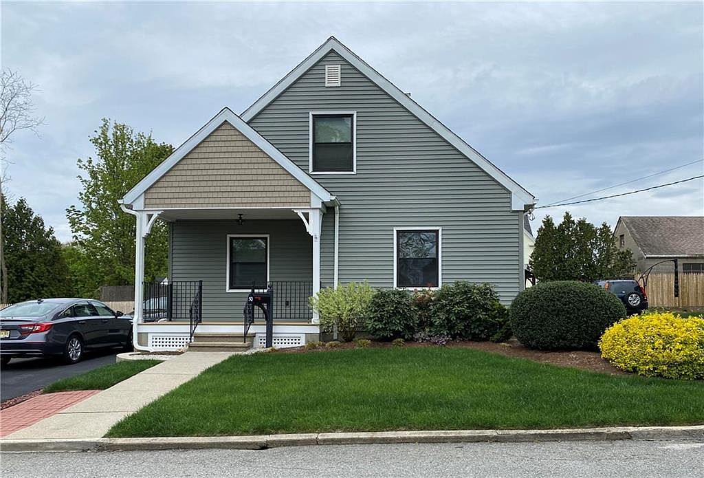 50 Bracken St, Cranston, RI 02920 Zillow
