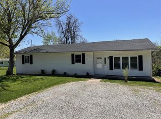2266 Woodlock Dr, Pacific, MO 63069