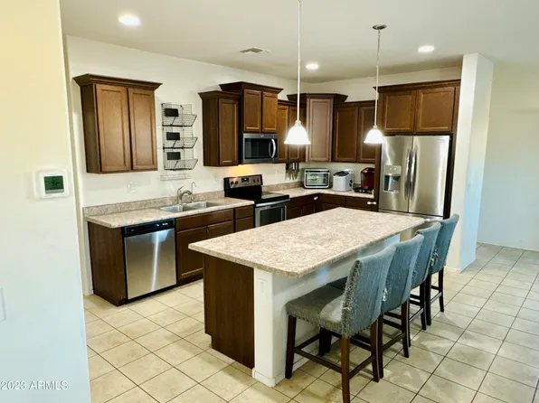 6116 W Laurie Lane, Glendale, AZ 85302