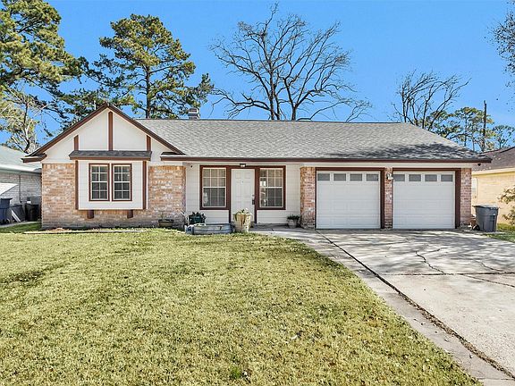 3rd image of 23014 Berry Pine Dr