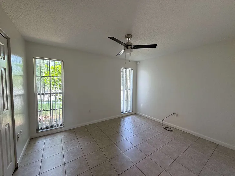3532 Glenburn Ct — Photo 12
