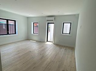 25-20 23rd Ave #1, Astoria, NY 11105
