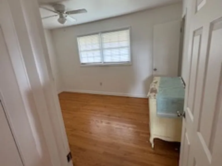 700 Skyline Cir — Photo 13