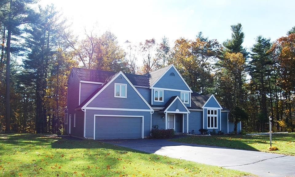 1st image of 15 Lynwood Ln