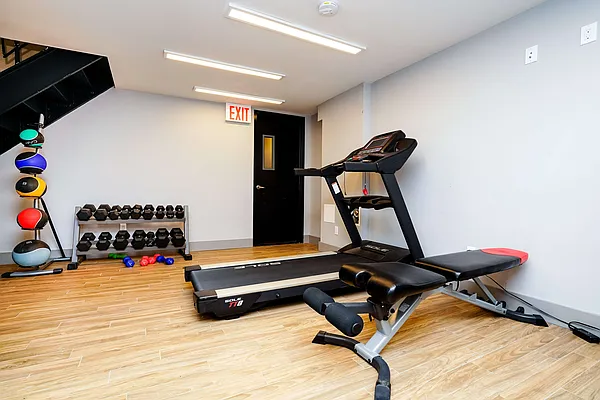 Rented by EXR | media 20