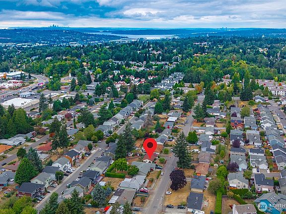 4th image of 17825 111th Avenue SE