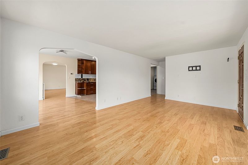 5th image of 16101 60th Street E