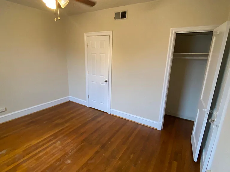 3426 W Grace St #5 — Photo 22