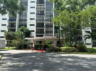 17011 N Bay Rd #3, North Miami Beach, FL 33160