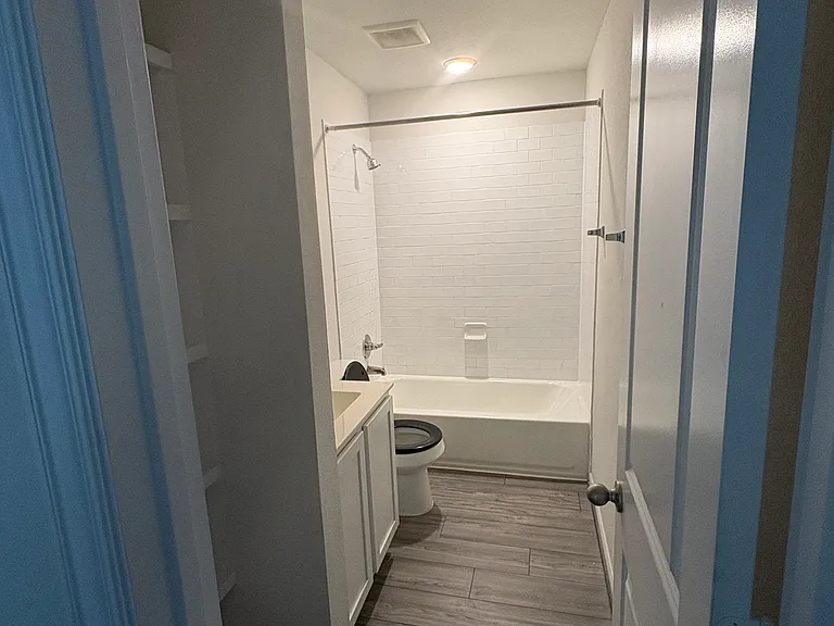 124 Katie Elder Dr — Photo 8