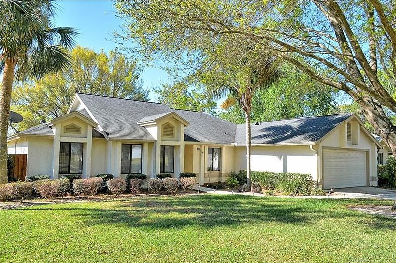 1st image of 452 Autumn Oaks Pl