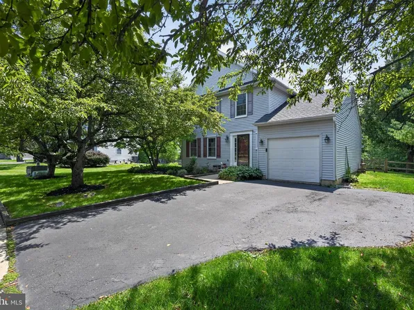 1620 Salem Ln, Quakertown, PA 18951