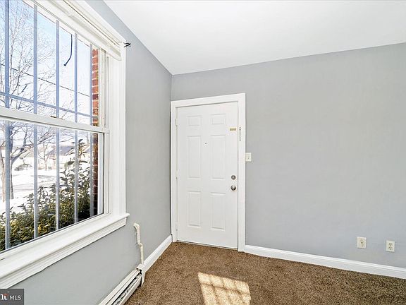 3rd image of 324 34th St SE