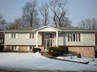 26827 Sturdy Oak Dr, Elkhart, IN 46514