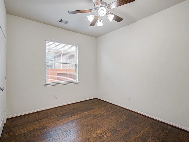 26831 Marble Lakes Dr — Photo 13