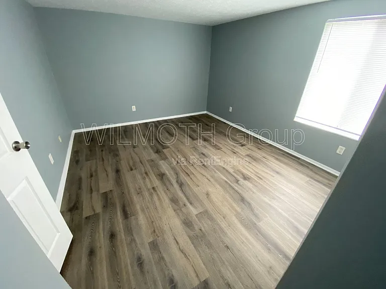 11405 Dunshire Dr — Photo 13