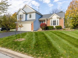 1138 Wilkes Ln, Lake Zurich, IL