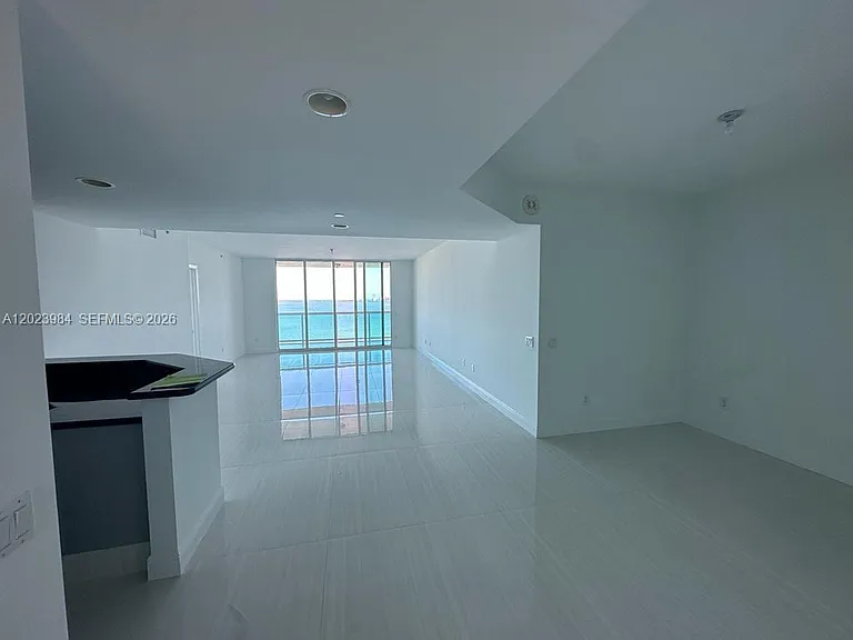 2650 Lake Shore Dr #1001 — Photo 13