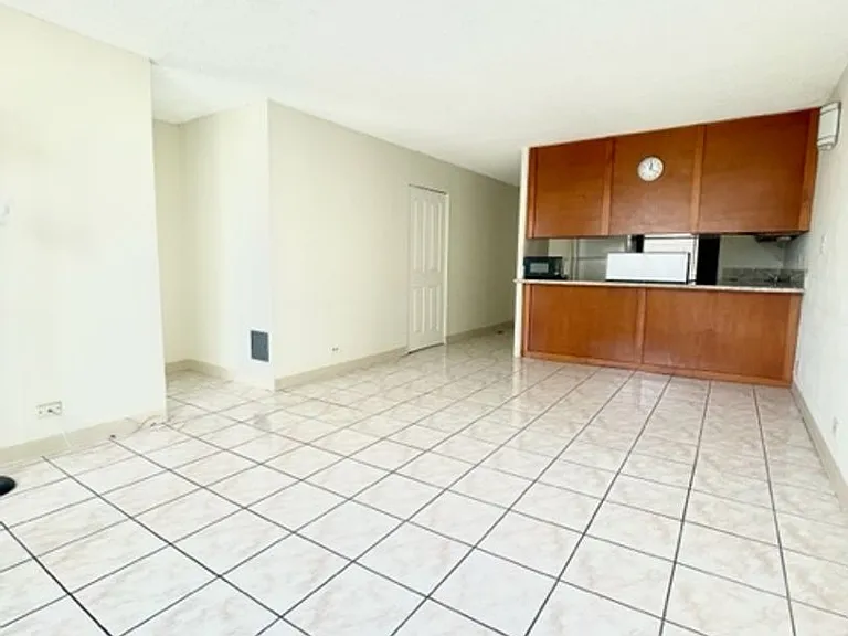 5122 Likini St #612 — Photo 12