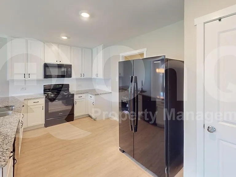 209 Adelina Dr — Photo 22