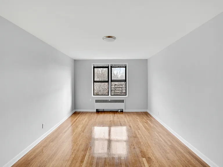 1985 Sedgwick Ave #3E — Photo 1