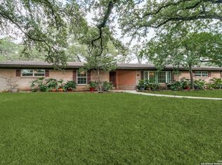 211 Caladium Dr, Castle Hills, TX 78213