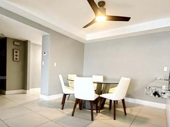 5th image of 3850 Galt Ocean Dr APT 1810