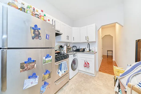 Rented by Living New York | media 11