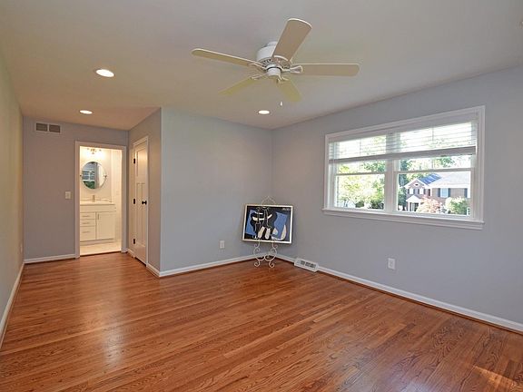 5th image of 6645 Euclid Ave