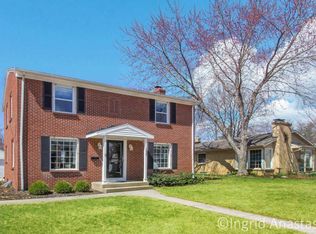 1023 San Juan Dr SE, East Grand Rapids, MI 49506