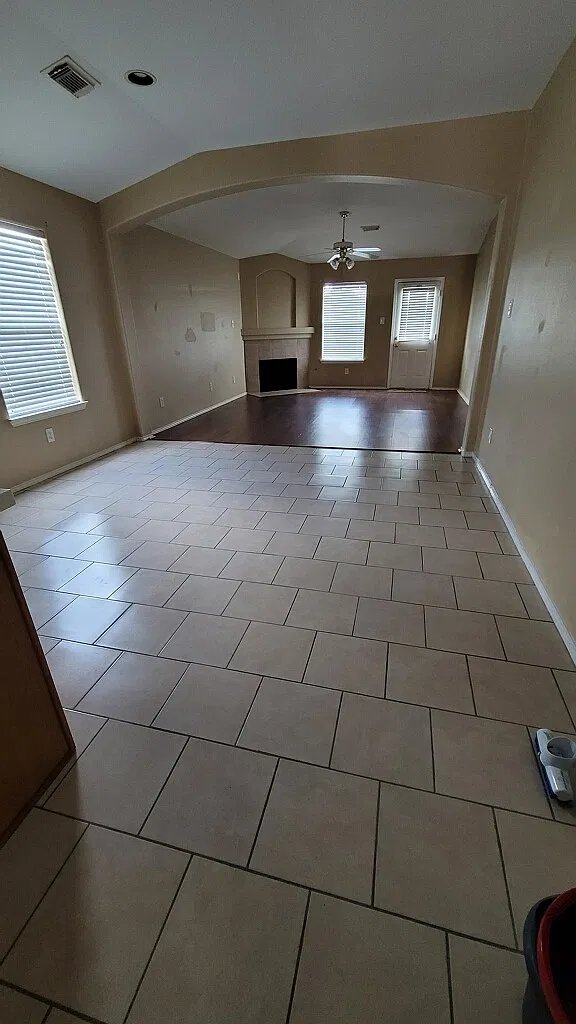 4 bed, 1830 sqft, $1,900 — Photo 4