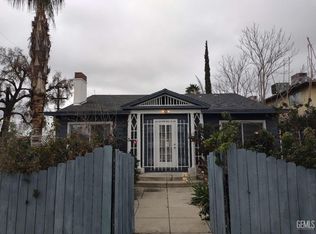1618 Baker St, Bakersfield, CA 93305