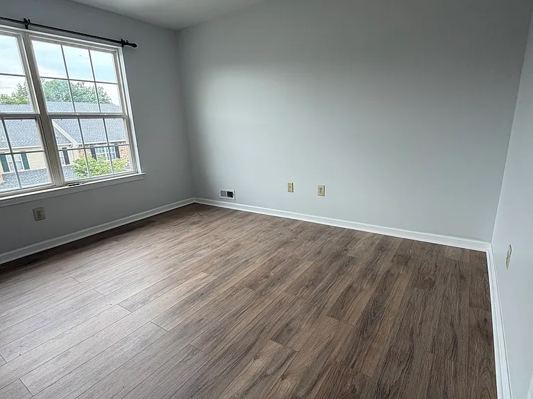 323 Glenn Rose Cir — Photo 27